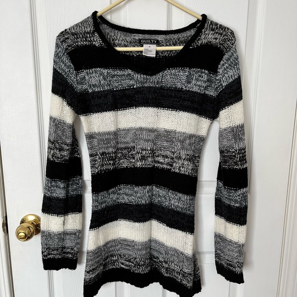 Guilty V & Denver Hayes collared cable knit sweater L - Picture 2 of 4